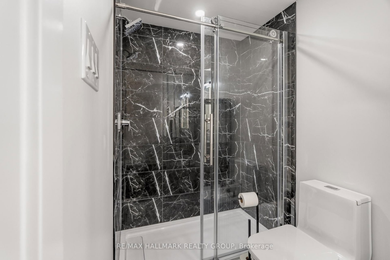 520 Leimerk Court • Ottawa, ON photo 33