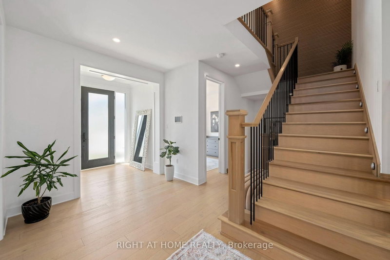 372 Manhattan Drive