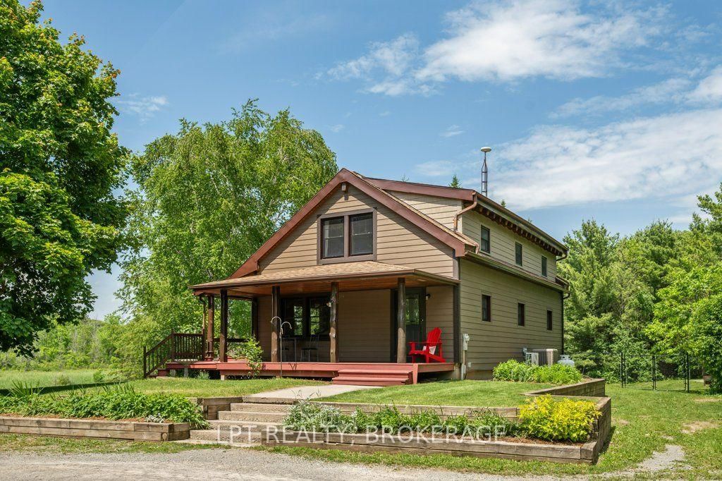 1922 Dover Road • Mcdonalds Corners, ON photo 2