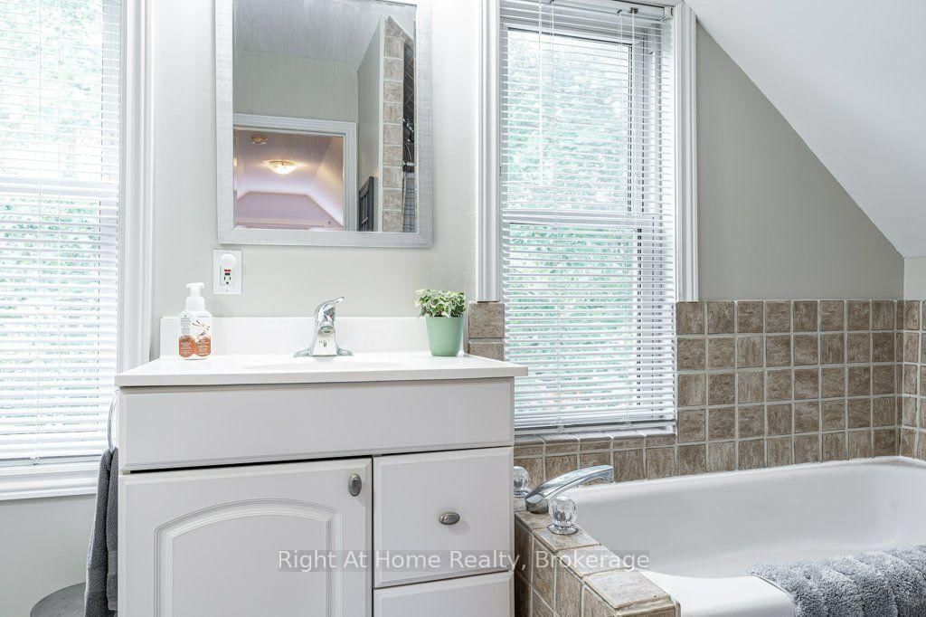 386 Albert Street • Stratford, ON photo 28
