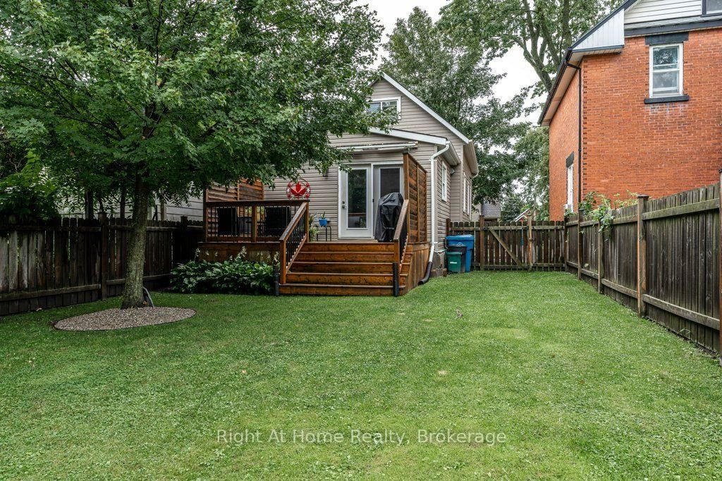386 Albert Street • Stratford, ON photo 33