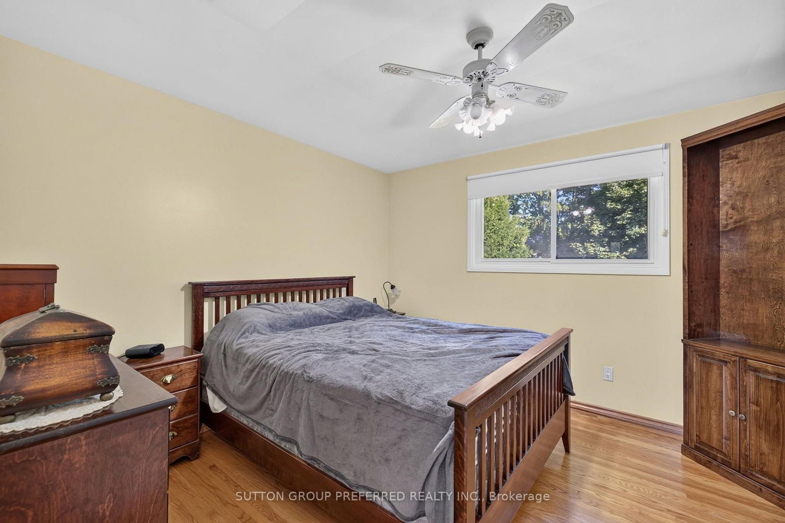 98 Queen Street • Thames Centre, ON photo 21