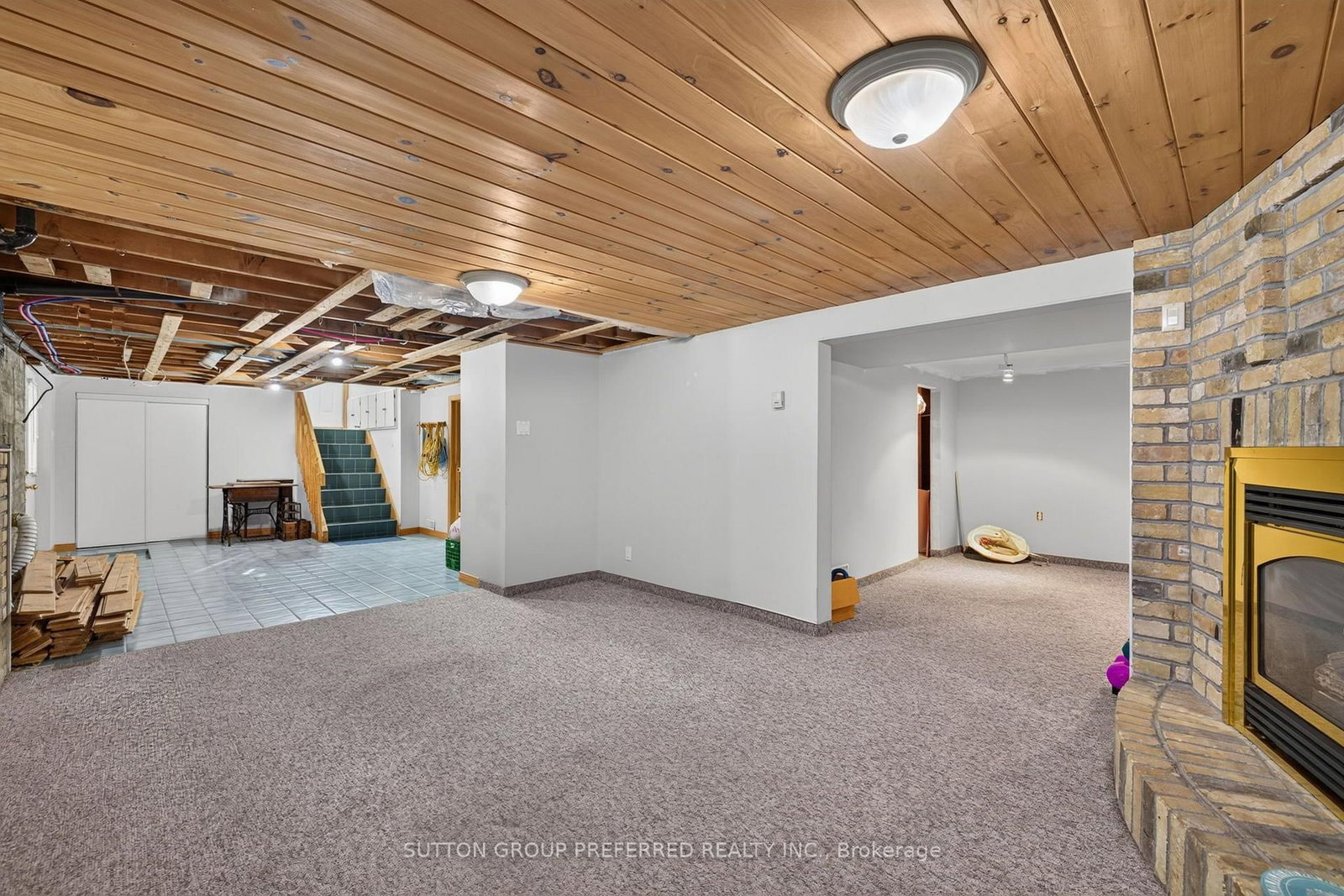 98 Queen Street • Thames Centre, ON photo 31