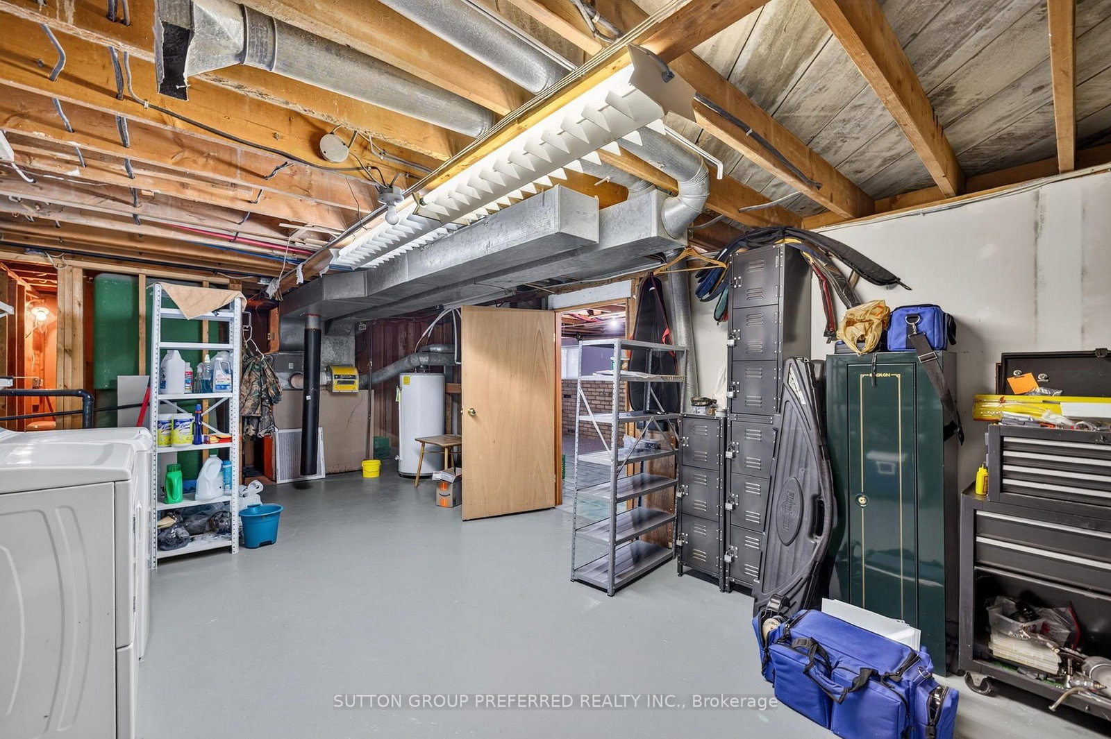 98 Queen Street • Thames Centre, ON photo 36
