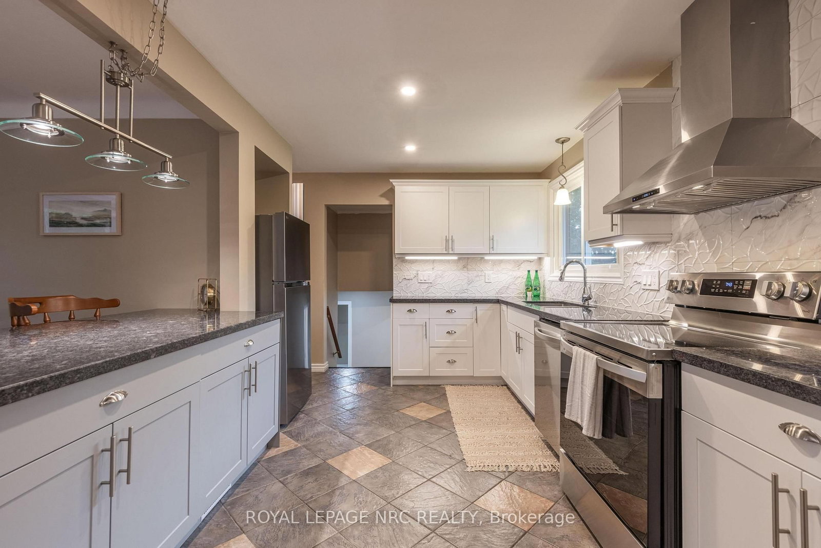 2432 Port Robinson Road • Thorold, ON photo 11