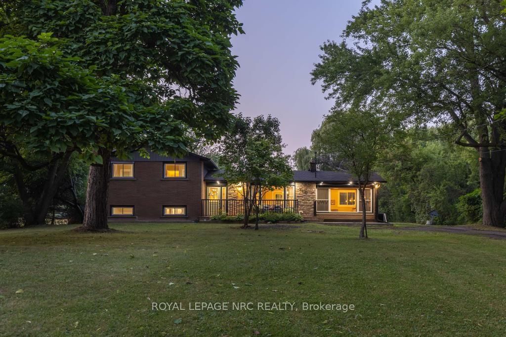2432 Port Robinson Road • Thorold, ON photo 2