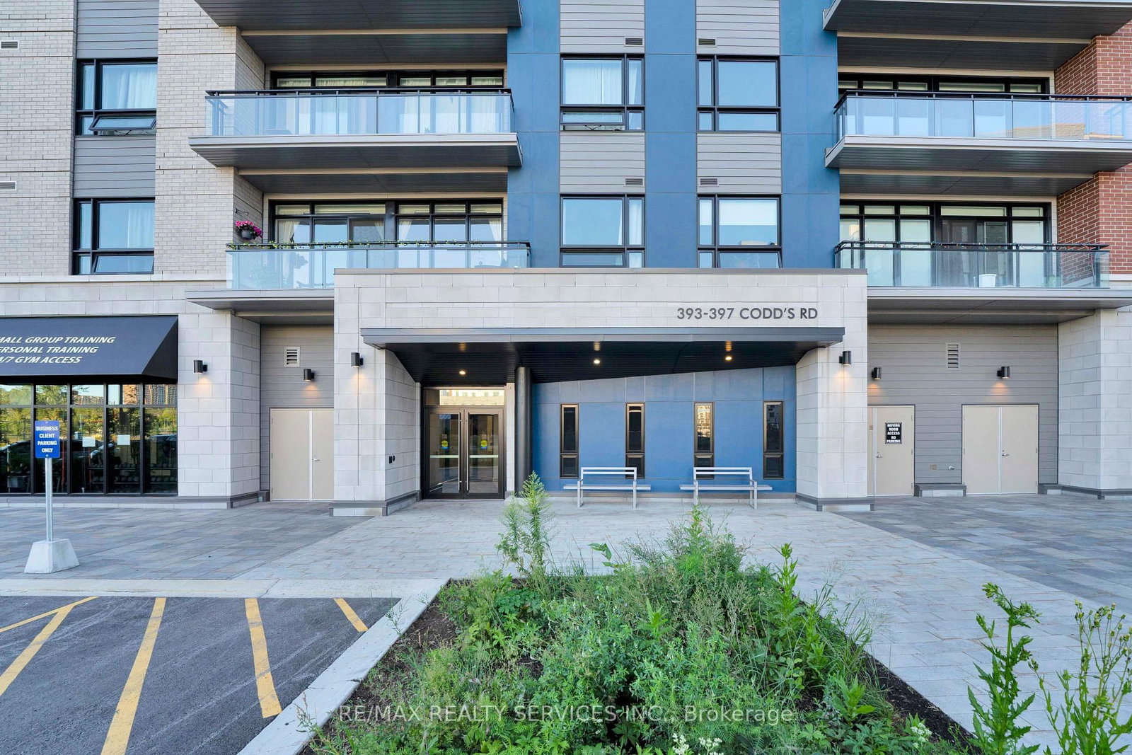 515-397 Codd's Rd, Ottawa, view 4