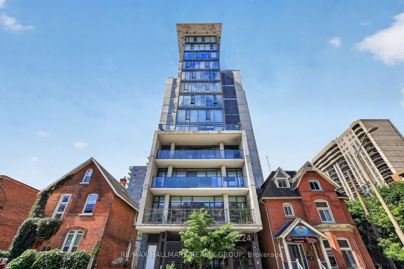 1613 - 224 Lyon Street N