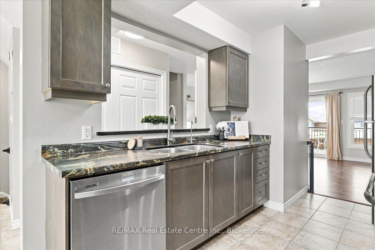 975 Strasburg Road • #21B • Waterloo, ON photo 11