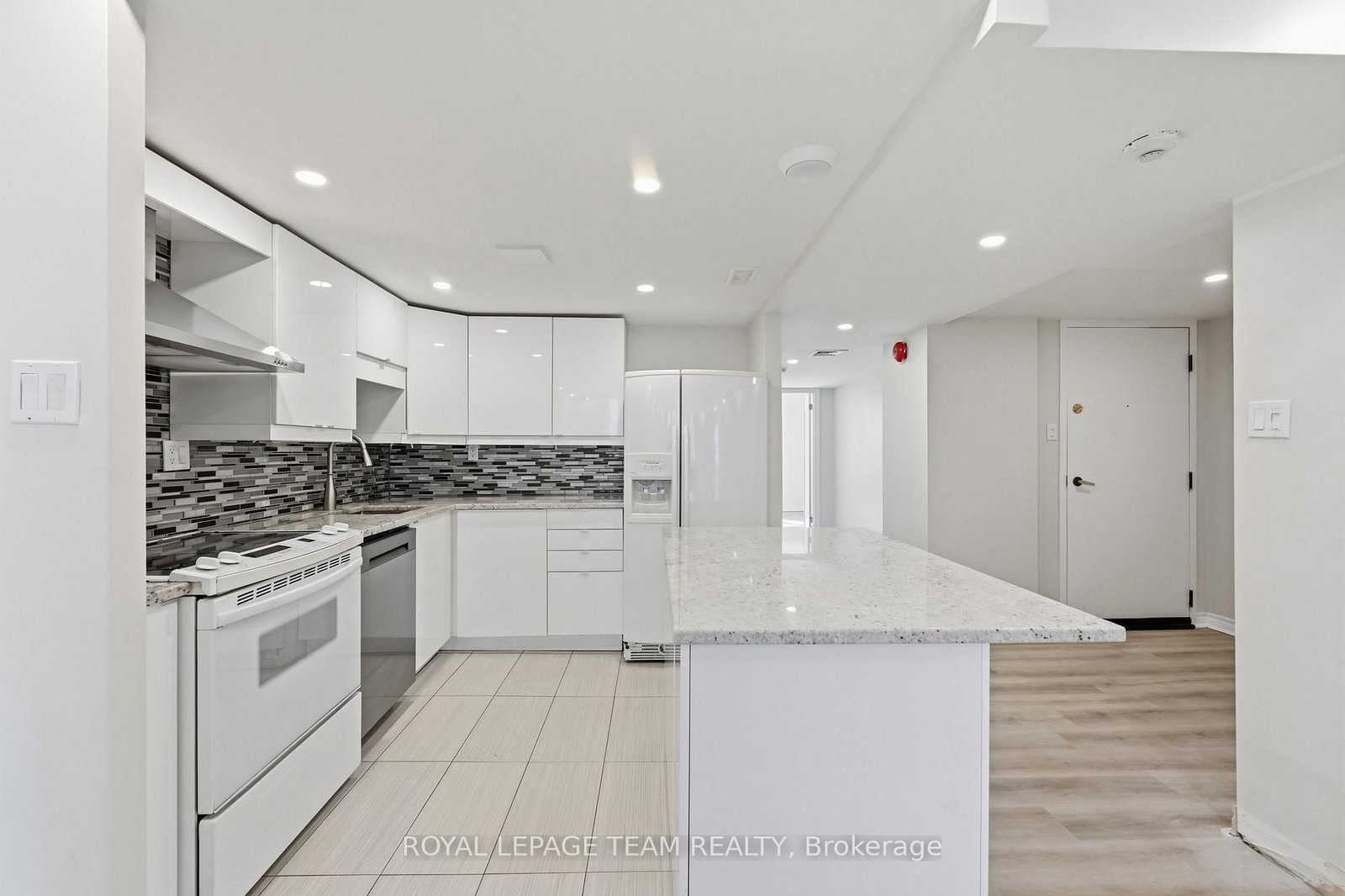 18 Nepean Street • #903 • Ottawa, ON photo 11