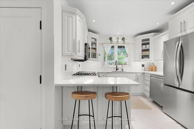 17 Highland Crescent • Cambridge, ON photo 9