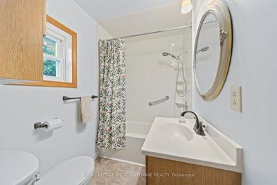 22025 Erin East Garafrax Townline • East Garafraxa, ON photo 9