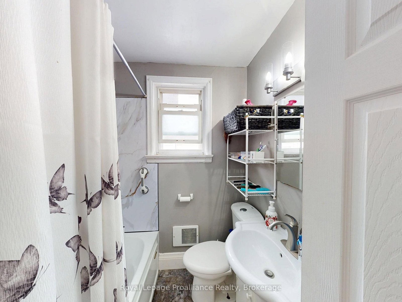 163 Shuter Street • Quinte West, ON photo 11