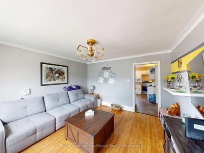 163 Shuter Street • Quinte West, ON photo 3