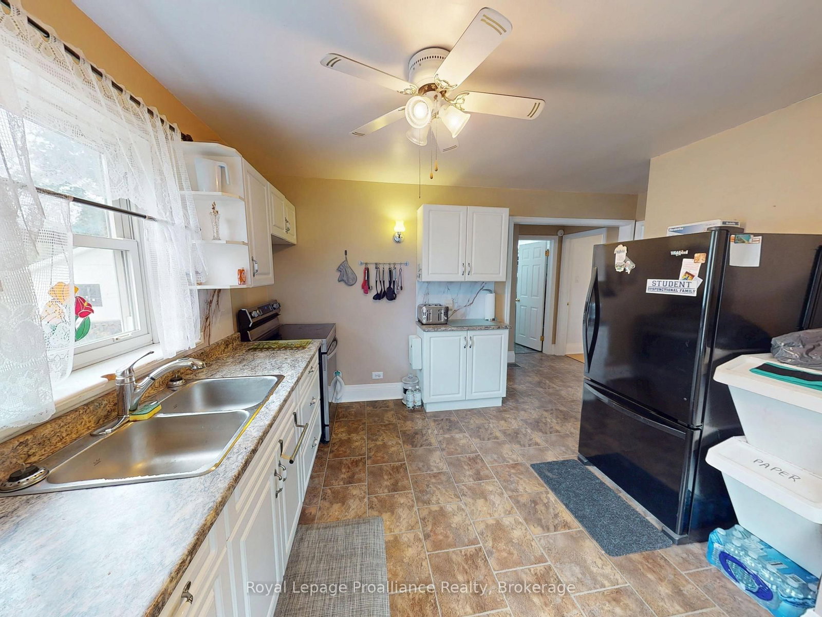 163 Shuter Street • Quinte West, ON photo 6