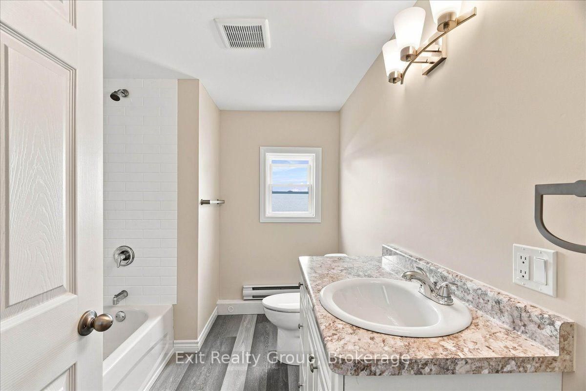 14 Nightingale Lane • Quinte West, ON photo 16
