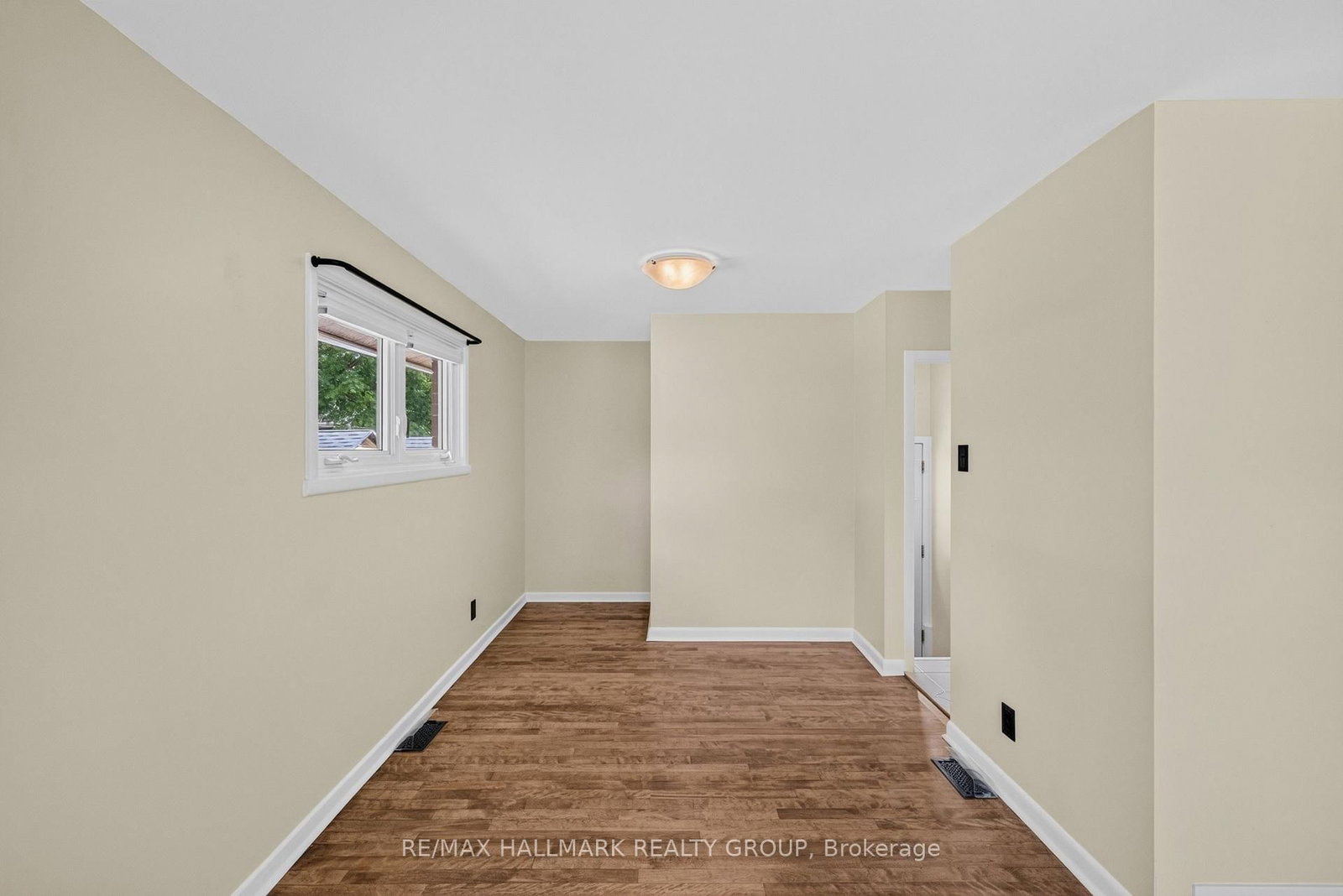 1143 Gateway Road • Ottawa, ON photo 10