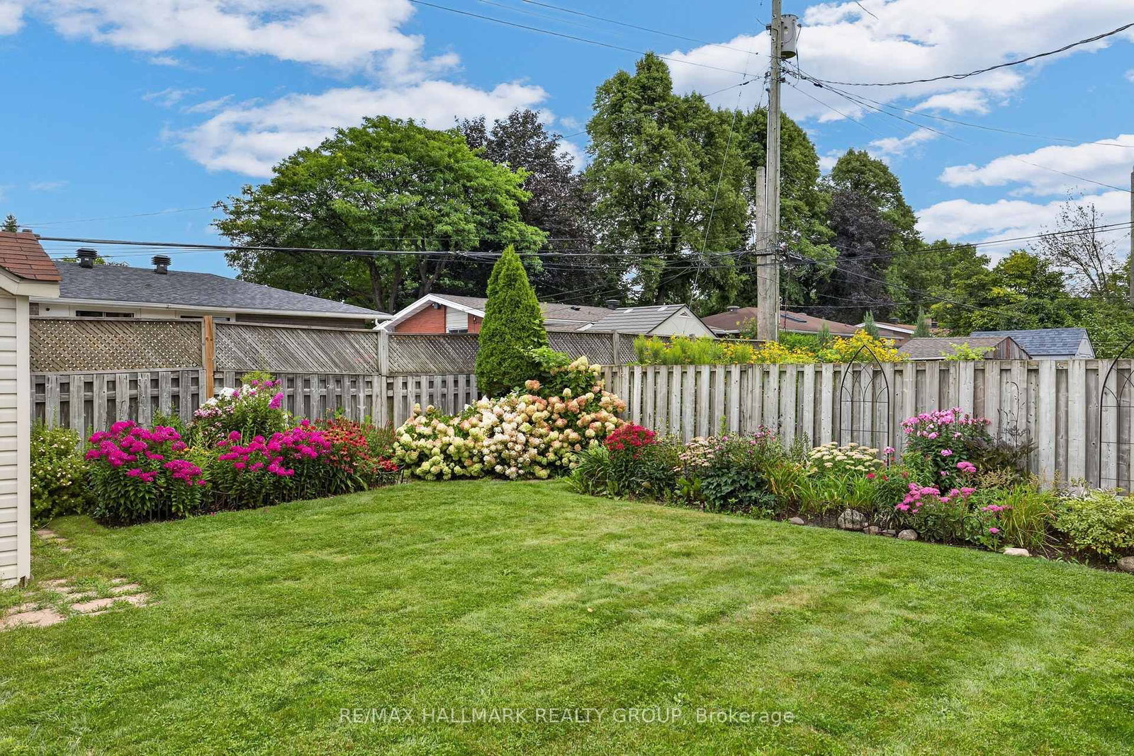 1143 Gateway Road • Ottawa, ON photo 29