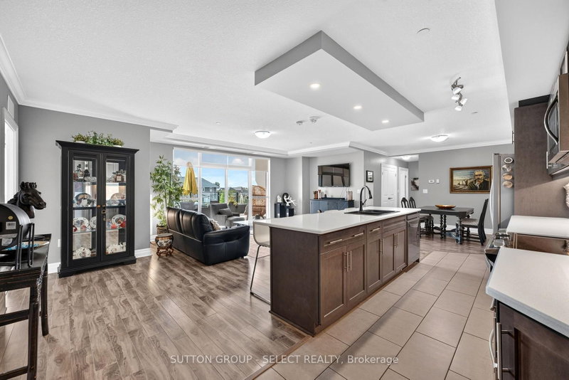 209 - 260 Villagewalk Boulevard