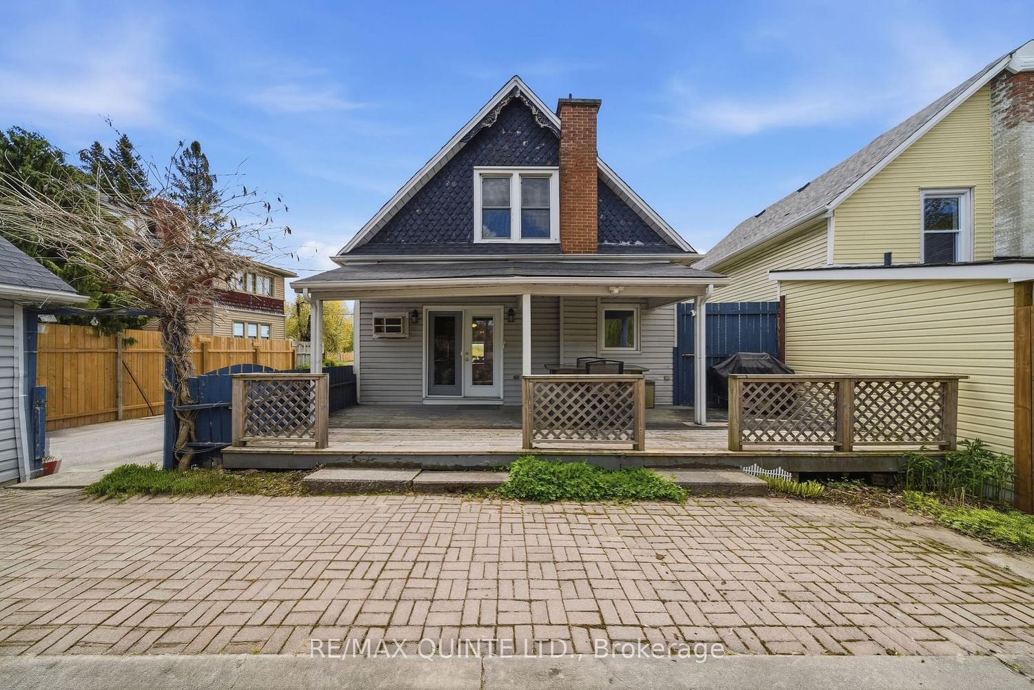 94 Dundas Street E • Belleville, ON photo 27