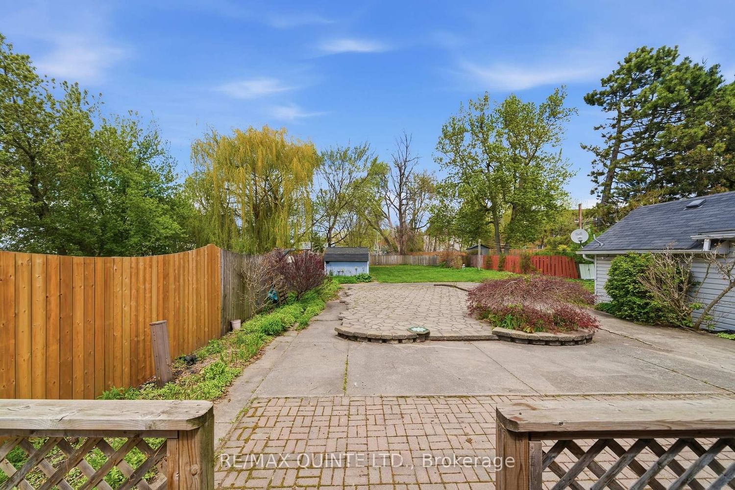 94 Dundas Street E • Belleville, ON photo 30