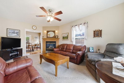 94 Dundas Street E • Belleville, ON photo 8