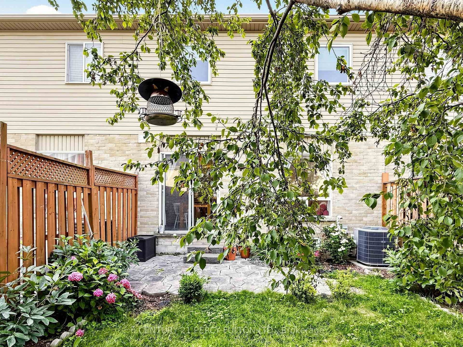 229 Dicenzo Drive • Hamilton, ON photo 39