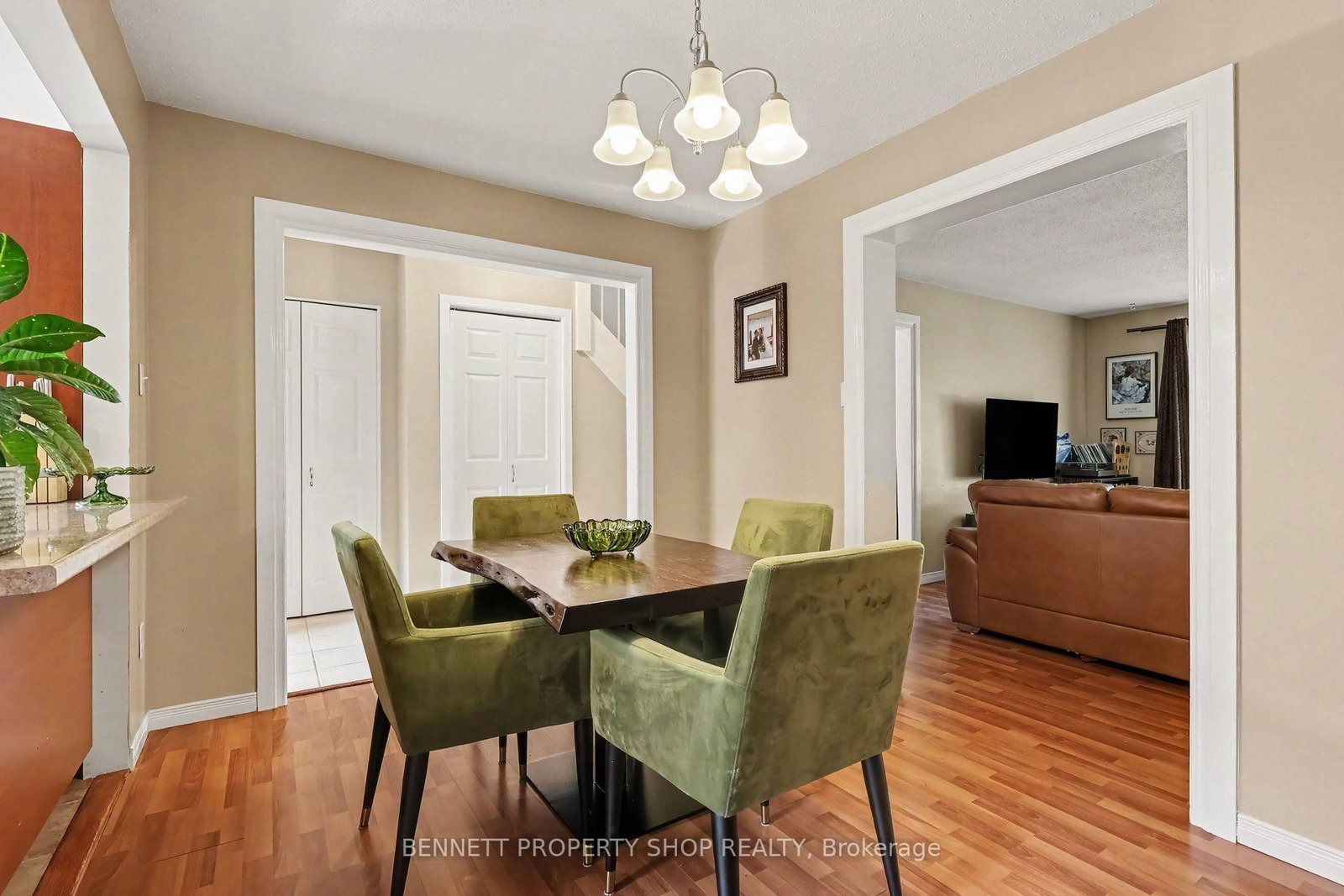 2300 Ogilvie Road • #32 • Ottawa, ON photo 10