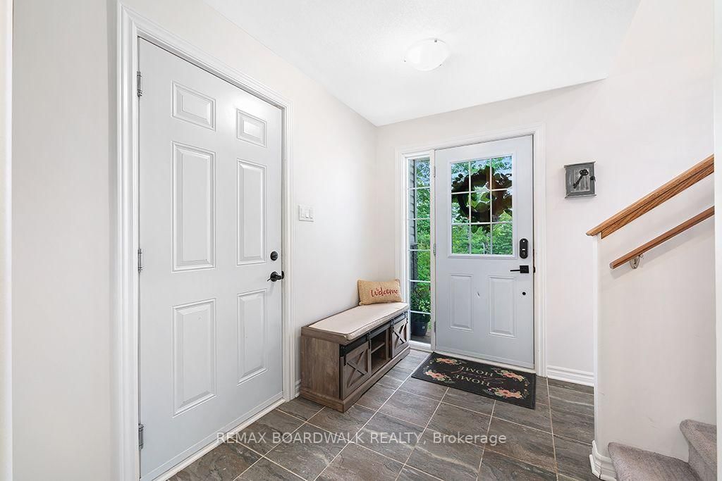 205 Indian Hill Road • Pakenham, ON photo 5
