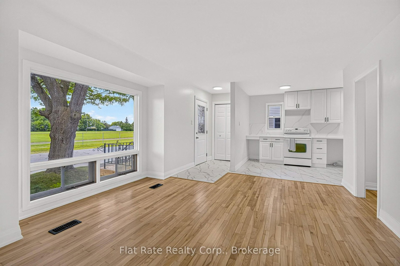 718 GILLESPIE Avenue • Peterborough, ON photo 3