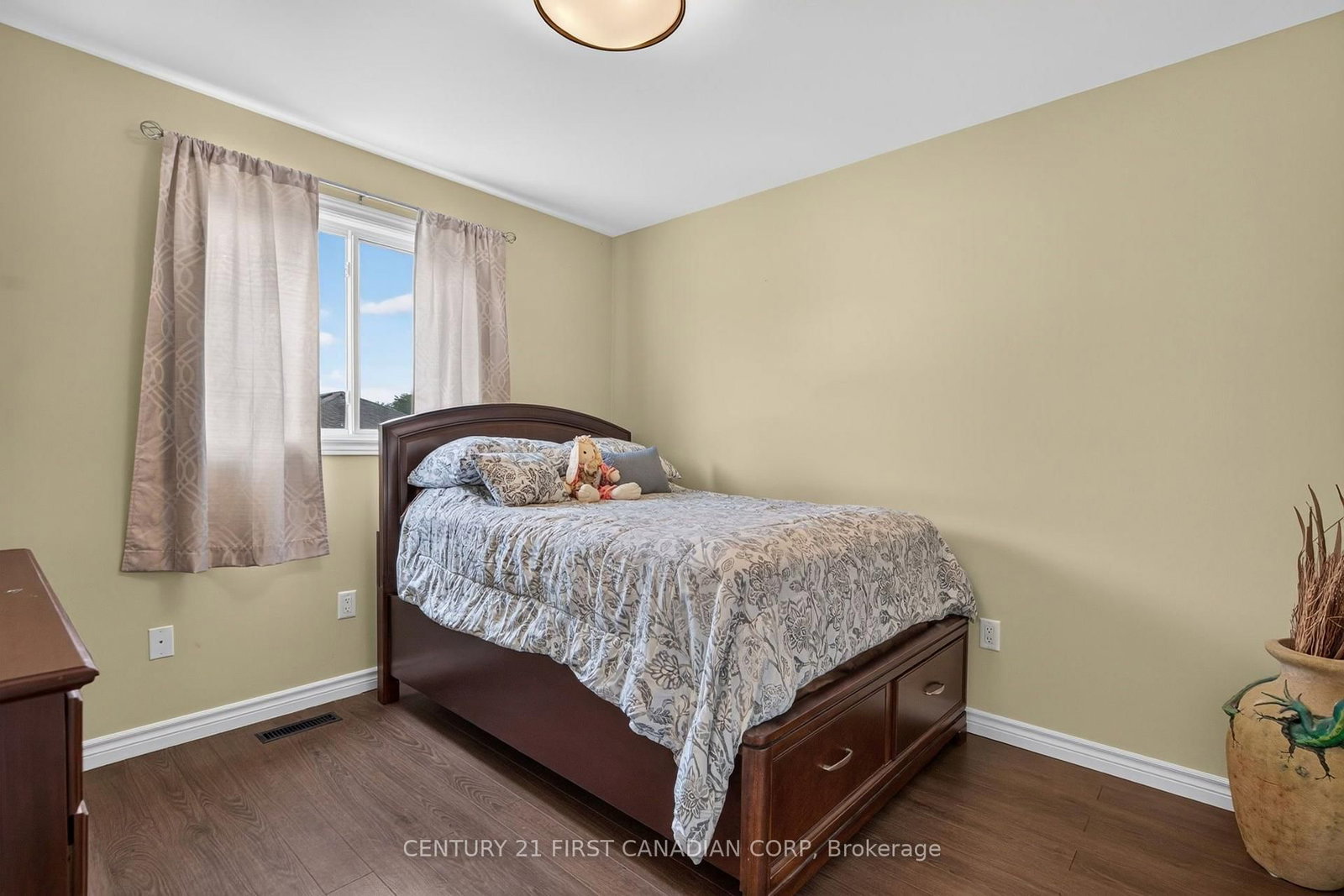 1354 Aspenridge Crescent • London East, ON photo 19