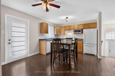 1354 Aspenridge Crescent • London East, ON photo 8