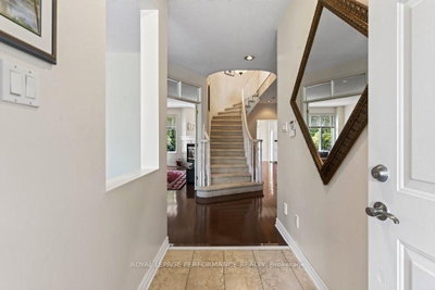 3251 Carriage Hill Place • Ottawa, ON photo 5