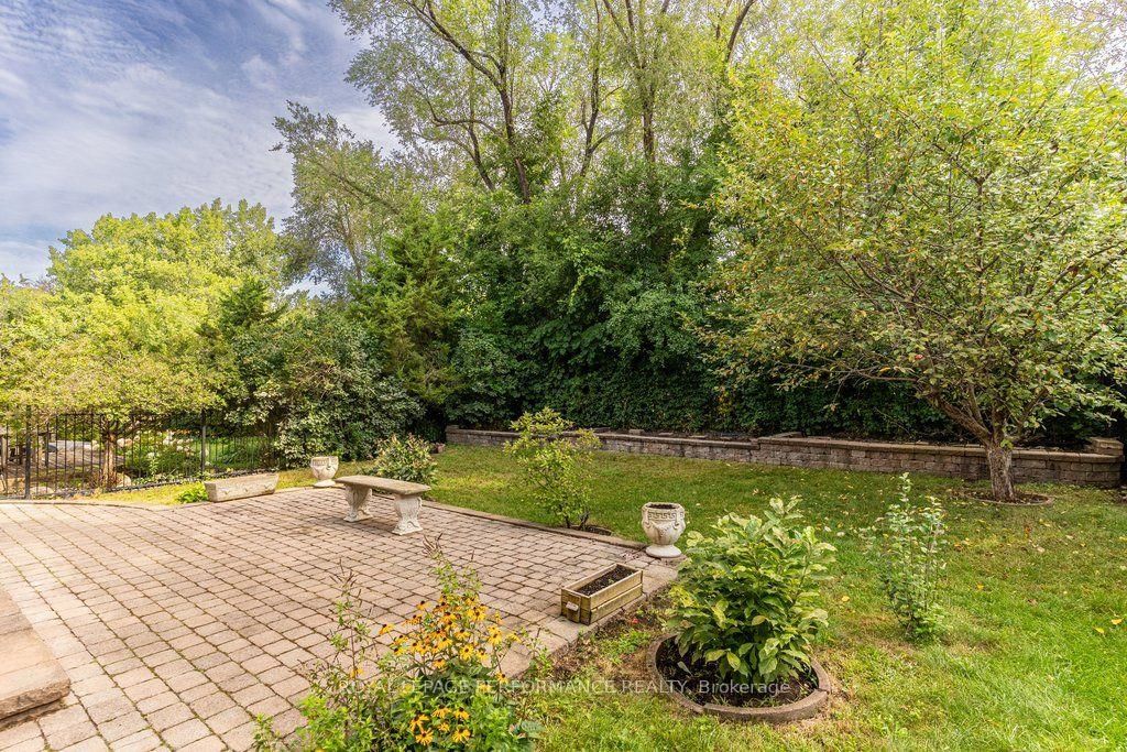 3251 Carriage Hill Place • Ottawa, ON photo 50