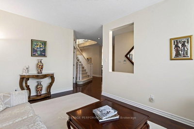 3251 Carriage Hill Place • Ottawa, ON photo 9