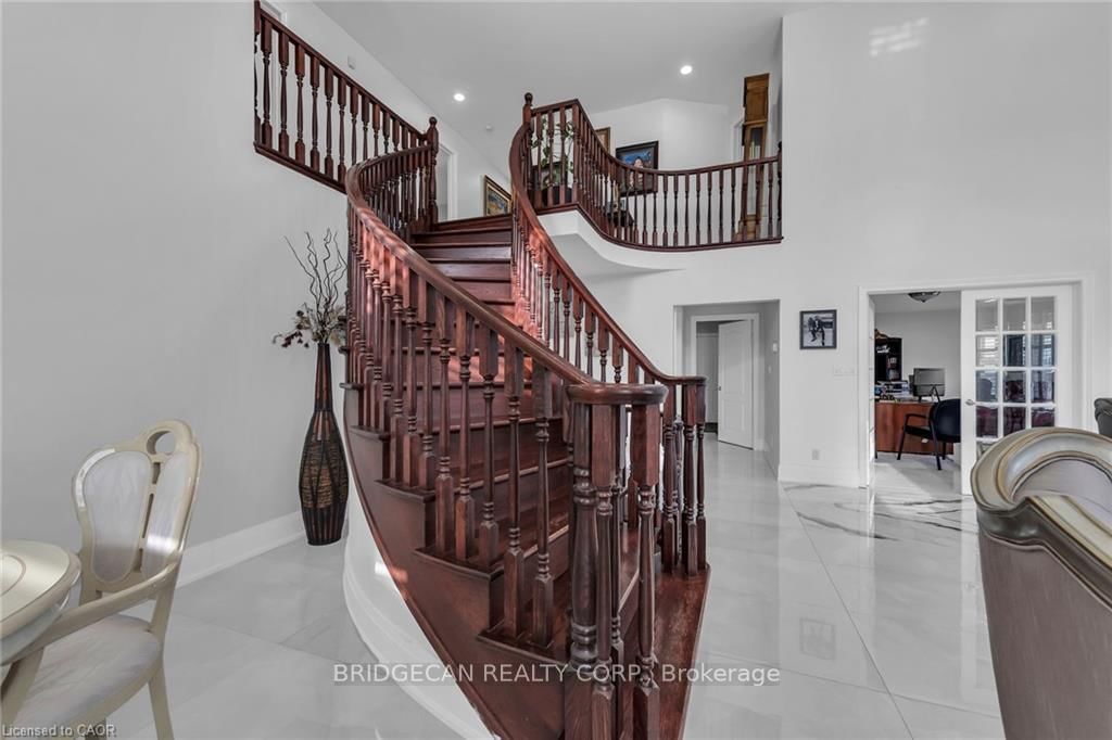283 Second Road E • Hamilton, ON photo 19
