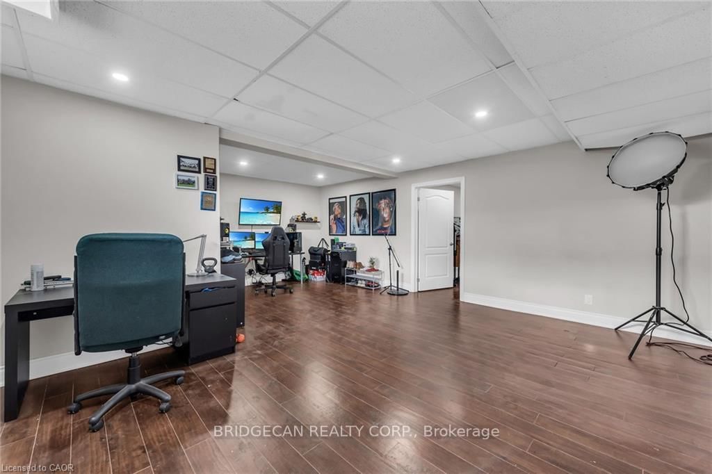 283 Second Road E • Hamilton, ON photo 40