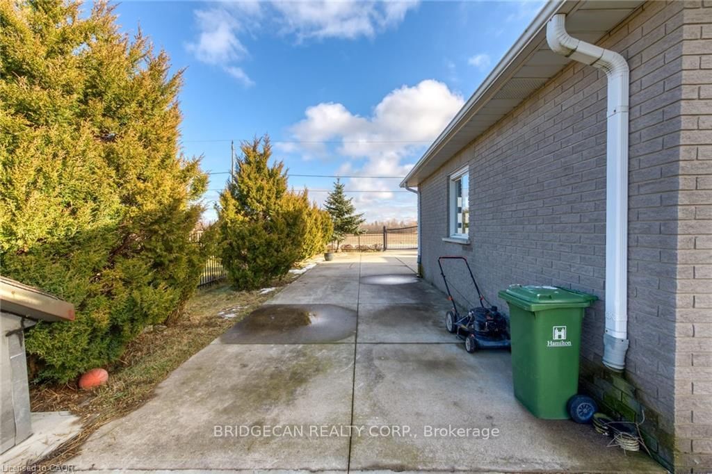283 Second Road E • Hamilton, ON photo 46