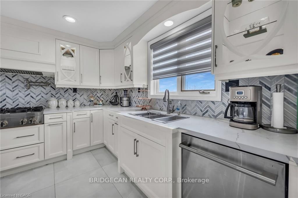 283 Second Road E • Hamilton, ON photo 8