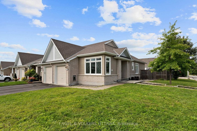 538 Silverbell Crescent