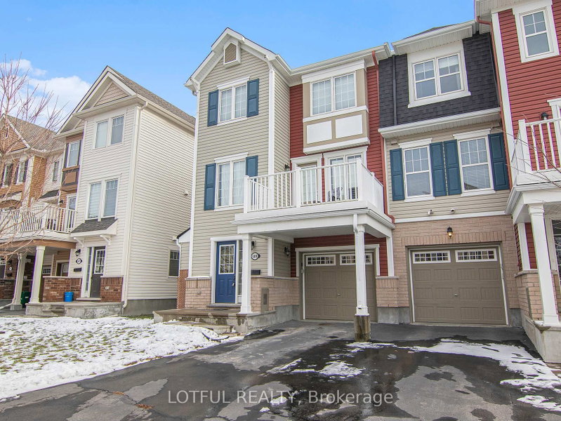 609 Foxlight Circle