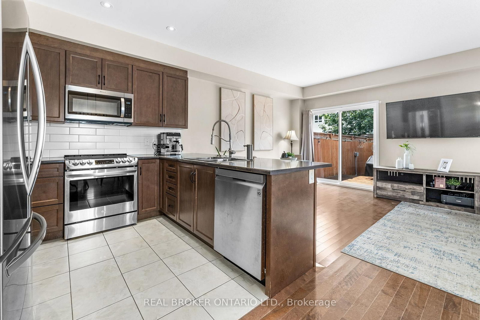 24 Hackberry Trail • Carleton Place, ON photo 10