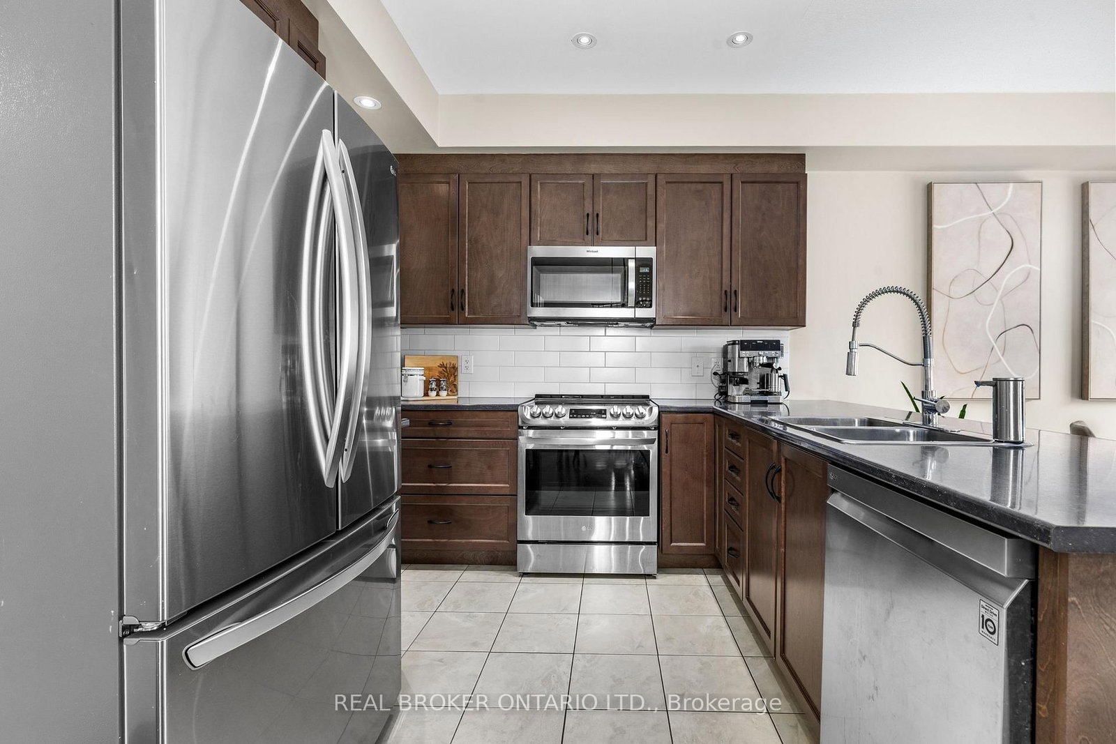 24 Hackberry Trail • Carleton Place, ON photo 11