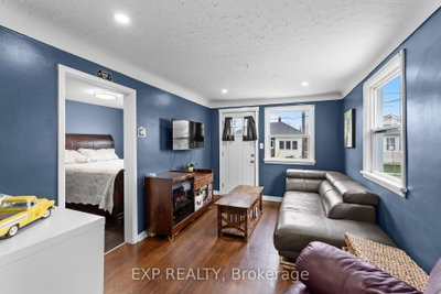 47 Battle Street • Thorold, ON photo 2