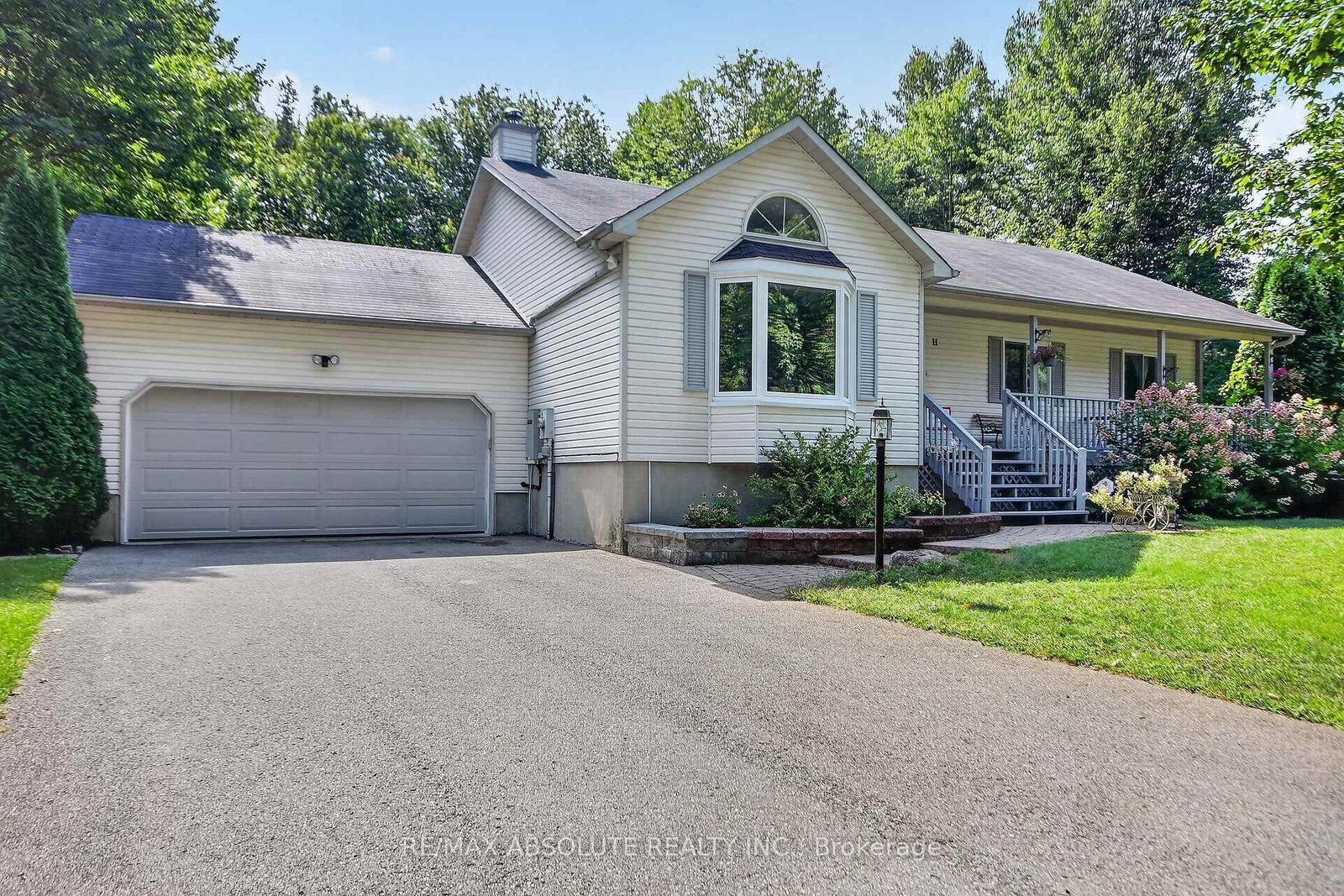11 Flesher Crescent • North Grenville, ON photo 1