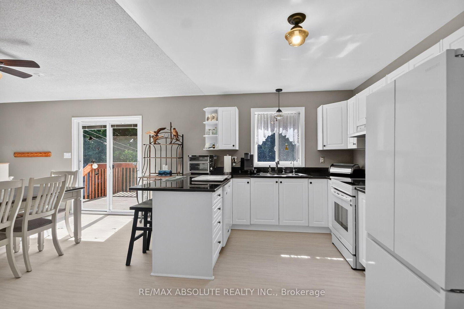 11 Flesher Crescent • North Grenville, ON photo 11
