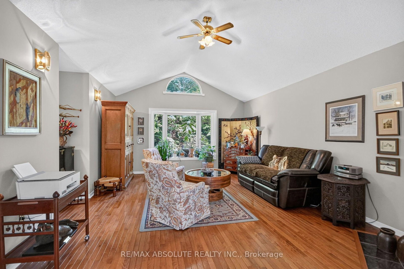 11 Flesher Crescent • North Grenville, ON photo 6