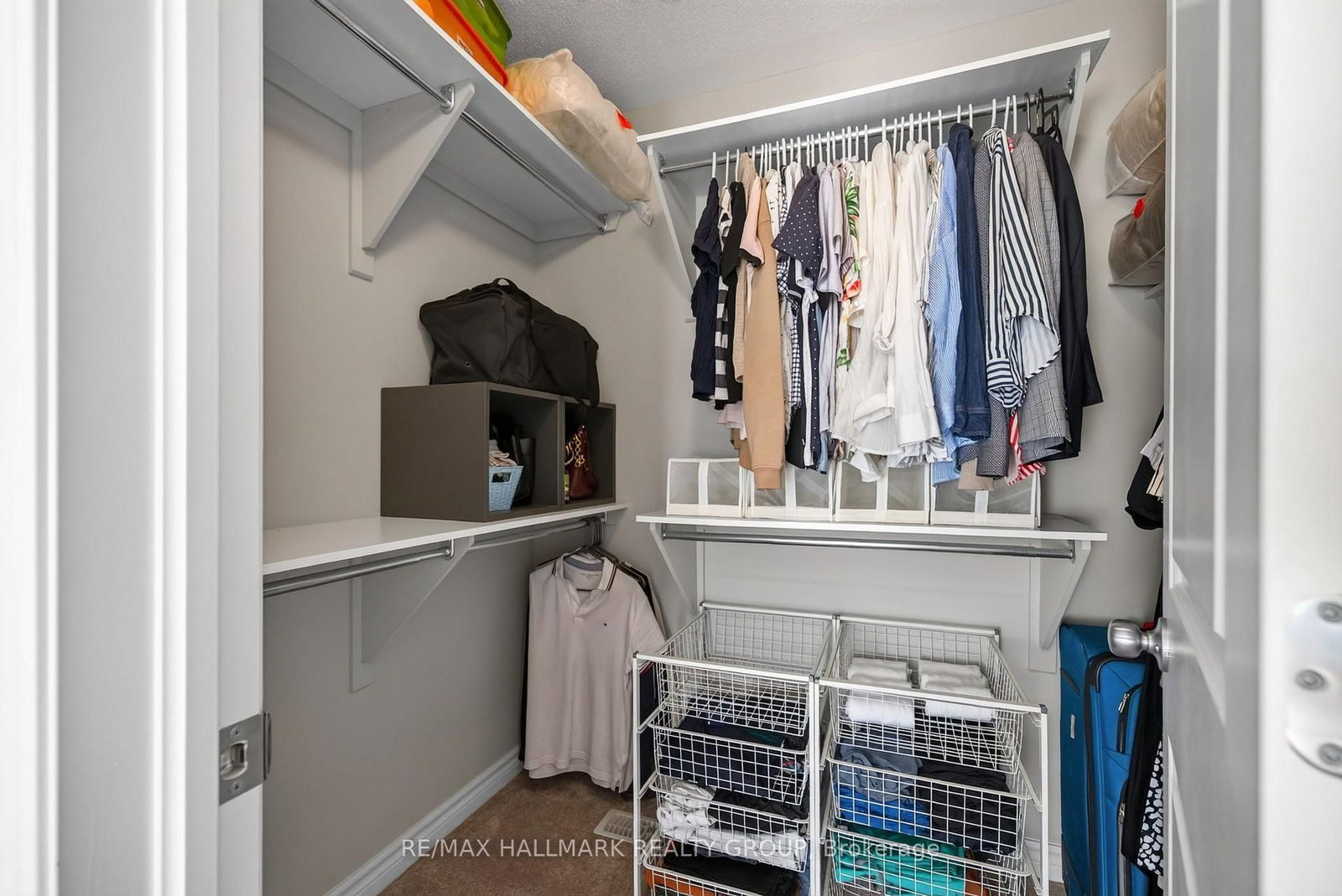 220 Enclave Walk • Ottawa, ON photo 27