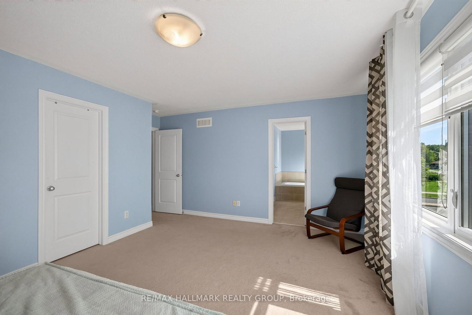 220 Enclave Walk • Ottawa, ON photo 28