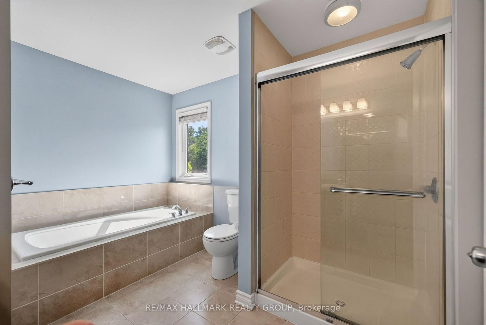 220 Enclave Walk • Ottawa, ON photo 30